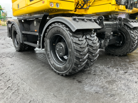 Aeolus AX-1 van de zijkant