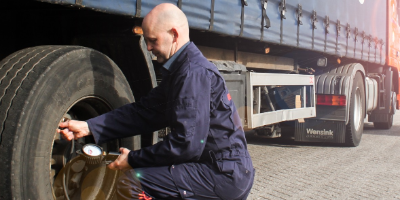 La presión correcta de los neumáticos para su camión